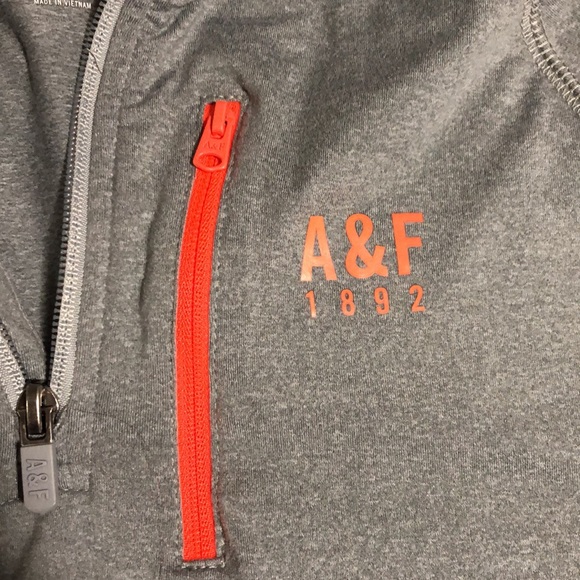 A&F Pullover - Picture 3 of 9